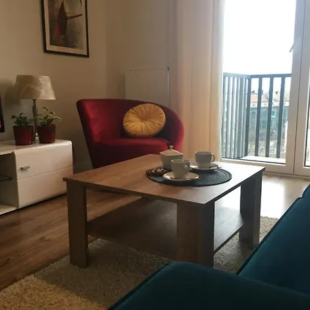 Swing Apartment *