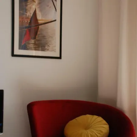 Apartment Swing