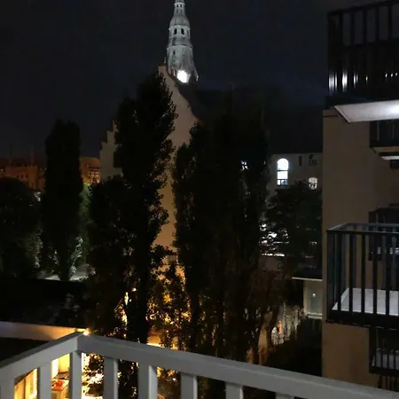 Swing Apartment *